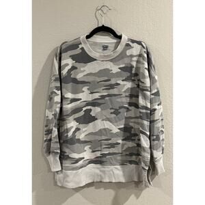 Aerie Gray Camo Crewneck Sweatshirt Size Medium FLAW